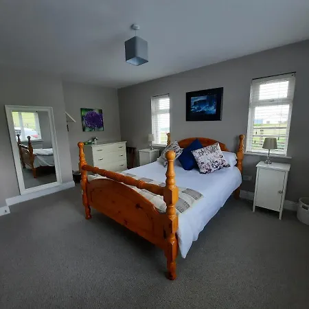 Island View Bed And Breakfast-2